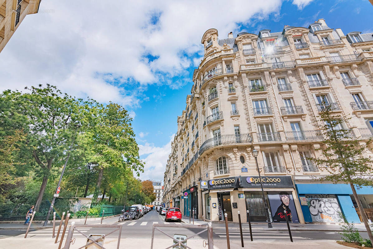 Appartement à PARIS-12E