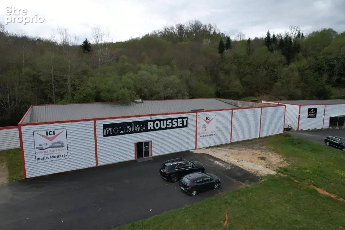 local commercial avec nombreuses possibilités - photo 2