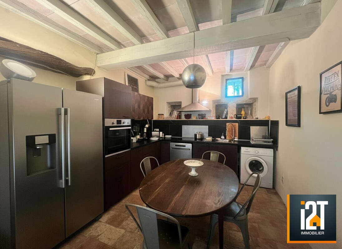 Maison 121 m² à Arpaillargues-Et-Aureillac  - photo 4