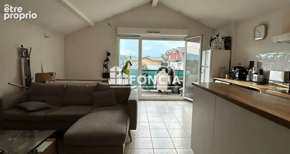 NANGY, appartement de type 3 avec places de parking privatives - photo 2