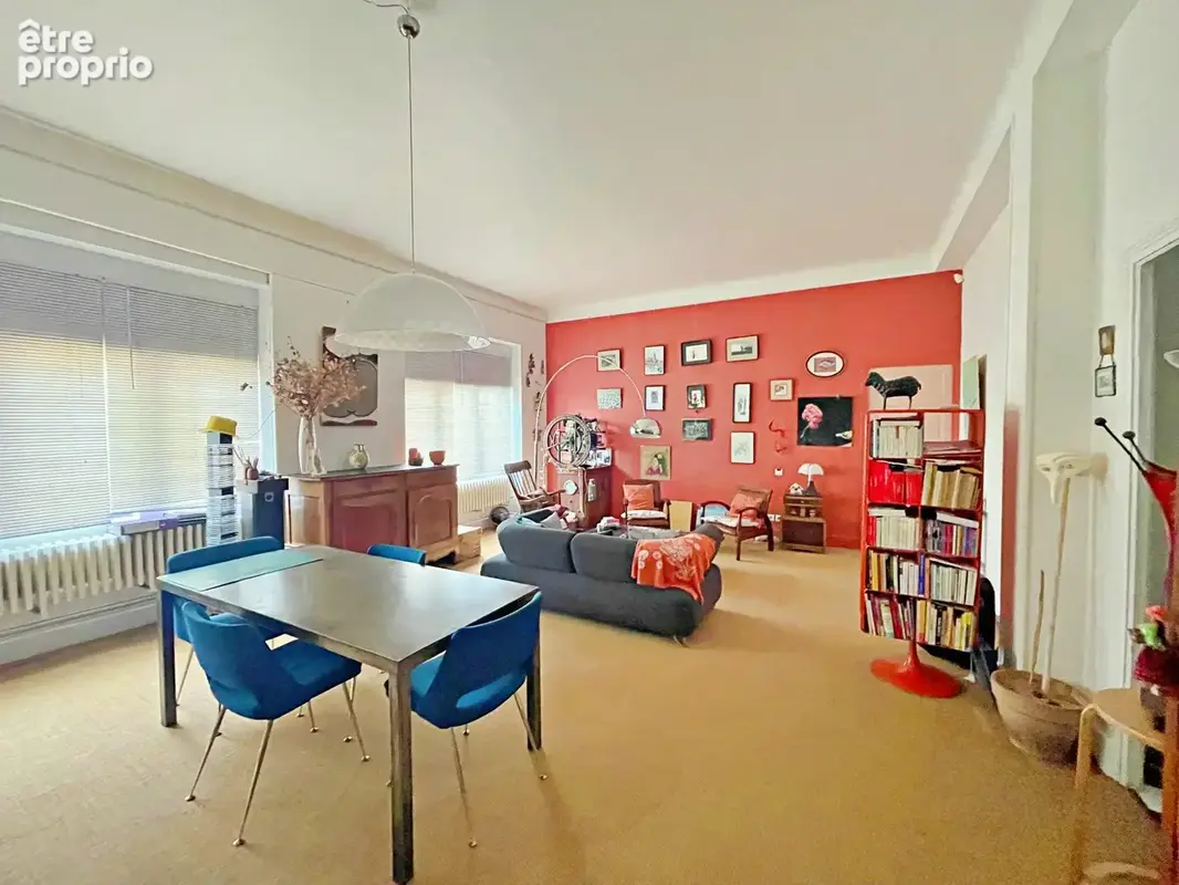 Salon 1 - Maison à MONTELIMAR
