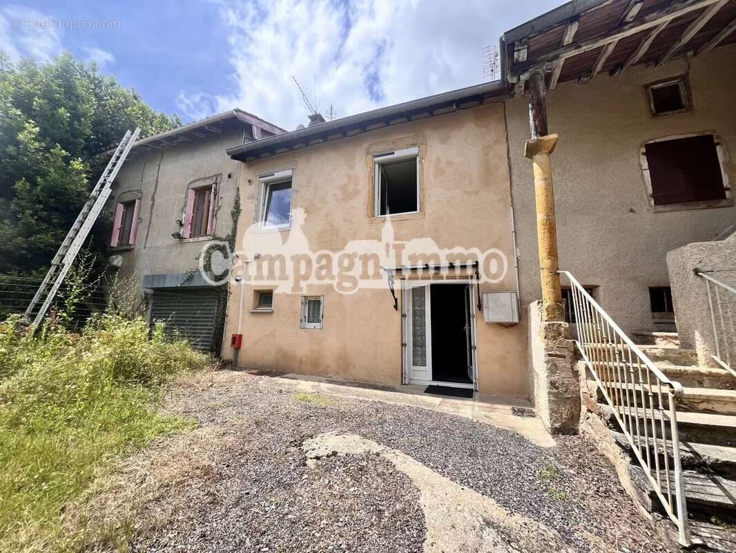 Appartement à SAINT-ROMAIN-DE-POPEY