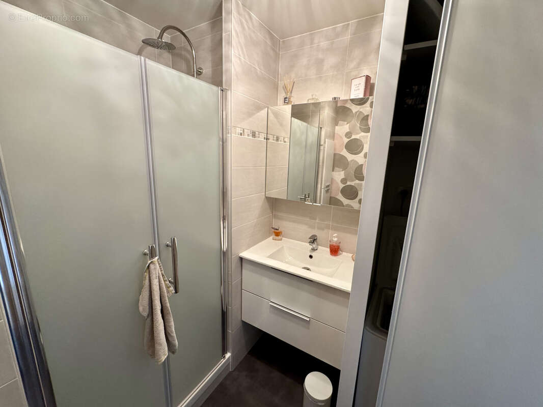 Perros-guirec : centre ville appartement renove - photo 4