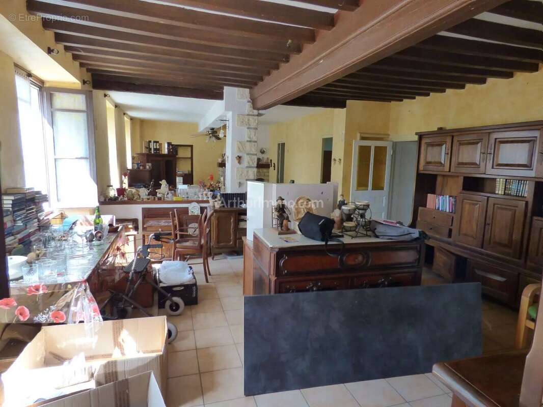 Appartement à TOUTRY