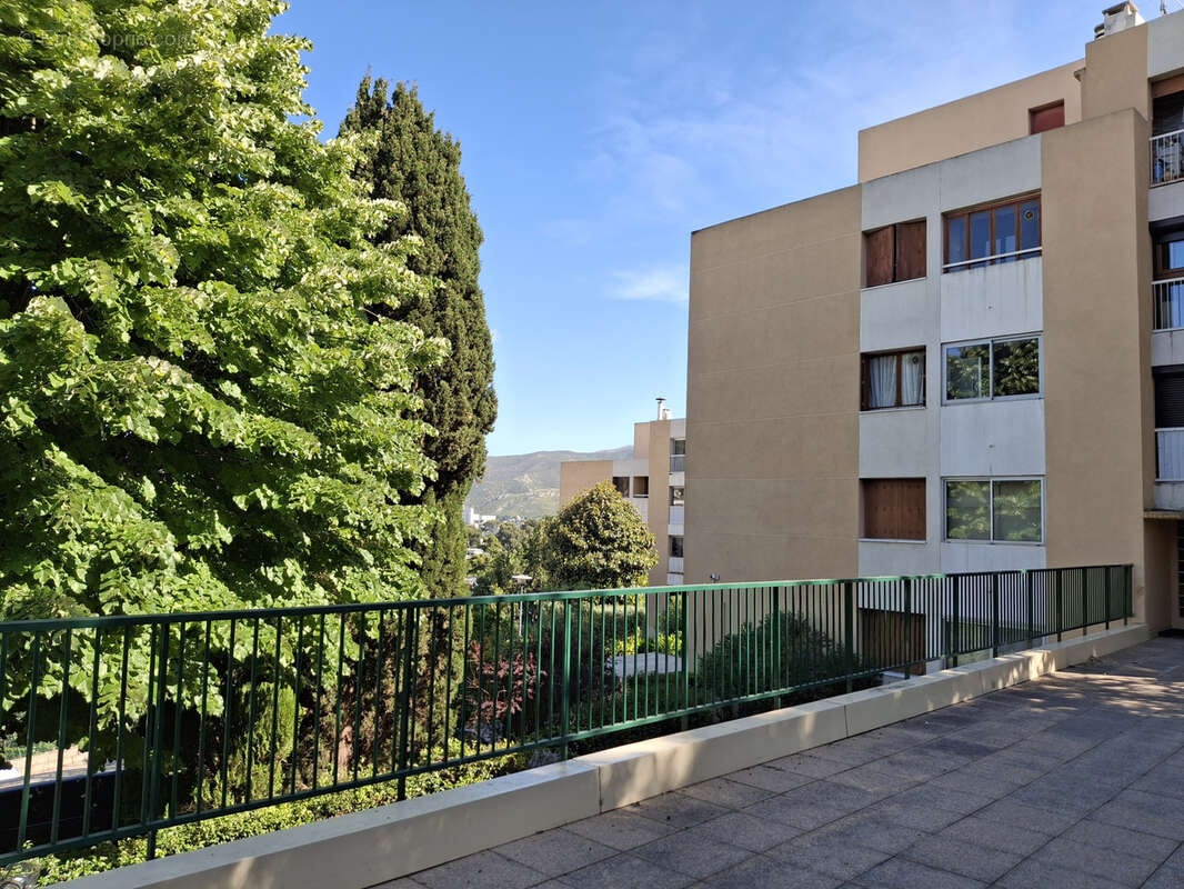Appartement à MARSEILLE-12E