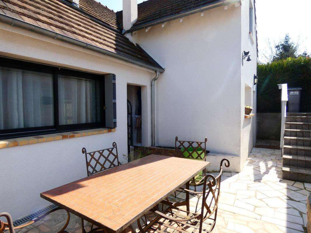 Maison 102 m² à Vaureal  - photo 19