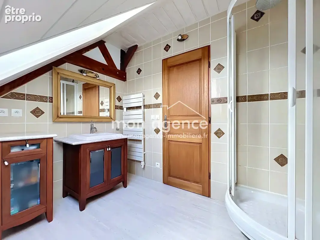Maison individuelle de 4 chambres avec garage et bâtiment sur plus de 1000m2 de jardin clos - photo 9