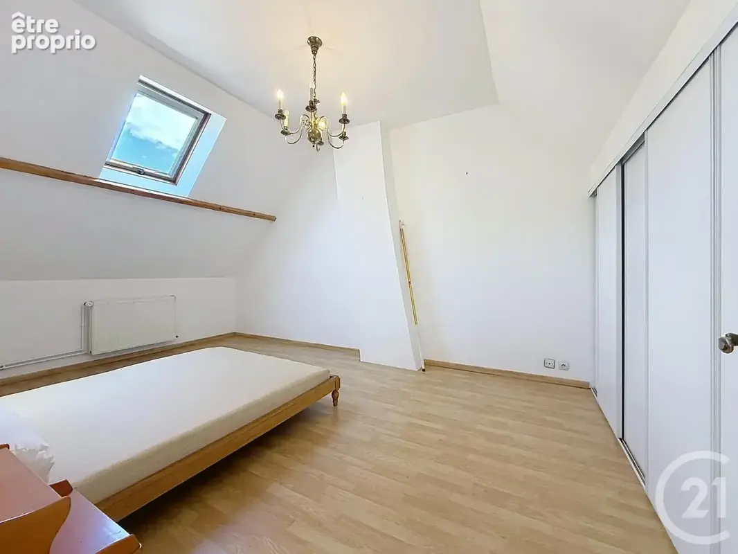 Maison 5 pièces 118 m² à vendre à Chartres (28000) - photo 10
