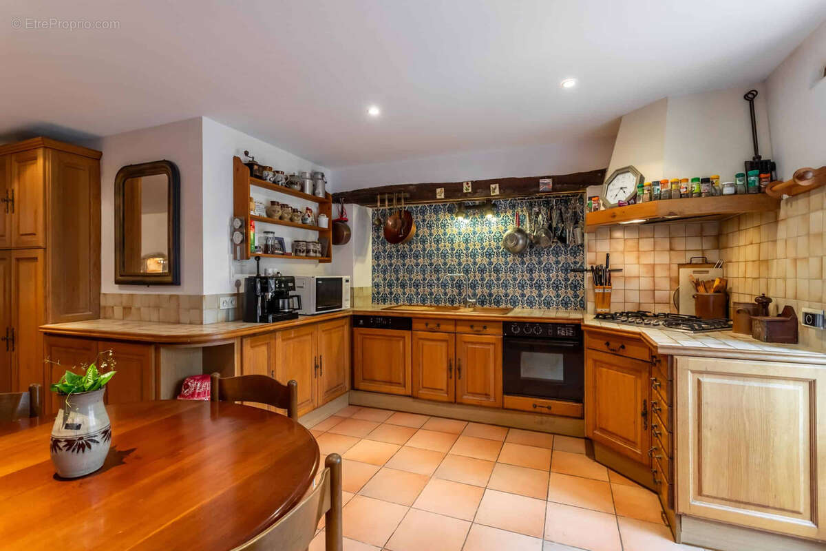 Maison à PUY-L'EVEQUE