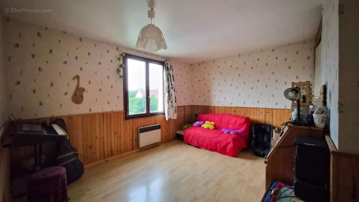 Maison à SAINT-GERMAIN-LES-ARPAJON