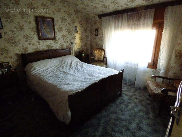 Maison à RECHICOURT-LE-CHATEAU