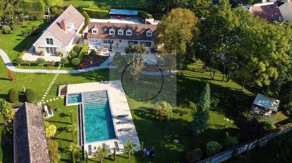 Maison 400 m² à Samoreau  - photo 5