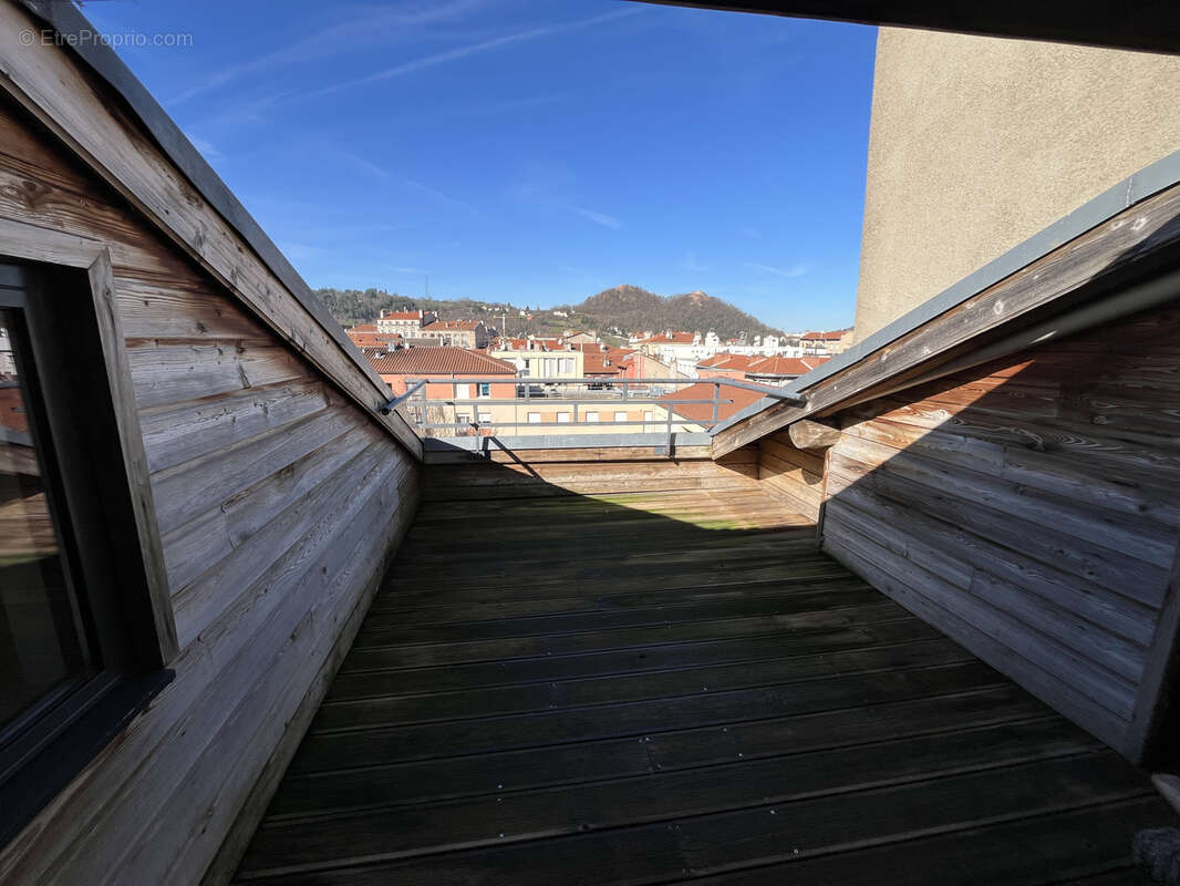 Appartement à SAINT-ETIENNE