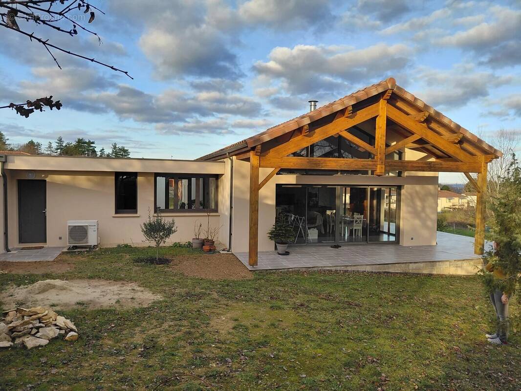 Maison à TRESPOUX-RASSIELS