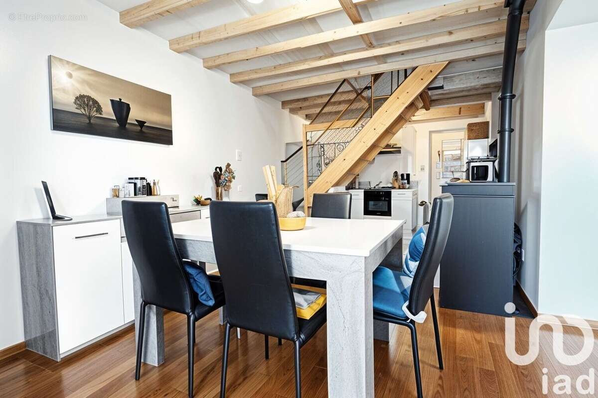 Photo 8 - Maison à SAINT-ROMAIN-LE-PUY