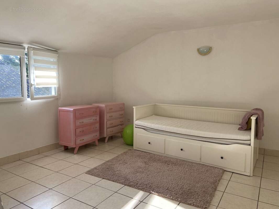 Maison à RABLAY-SUR-LAYON