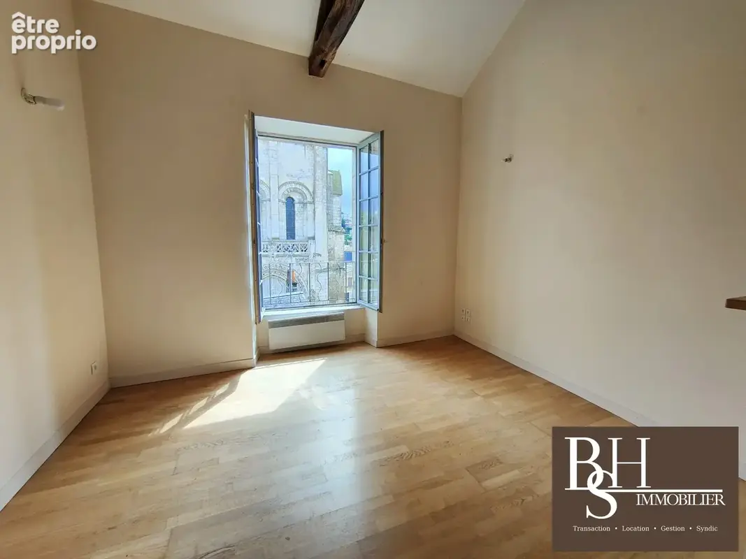 Appartement 2 pièces 30 m² à vendre à Poitiers (86000) - photo 1
