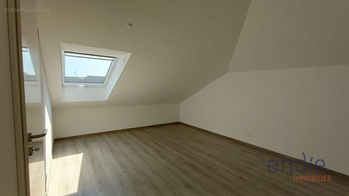 ROSENAU  Magnifique F2 de standing au dernier étage avec terrasse de 18,86 m² - photo 4