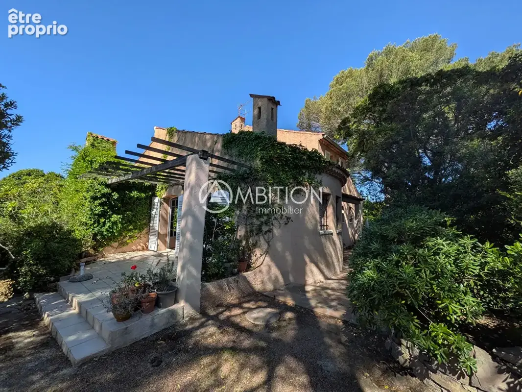 Saint Raphael maison avec 2 appartements . - photo 2