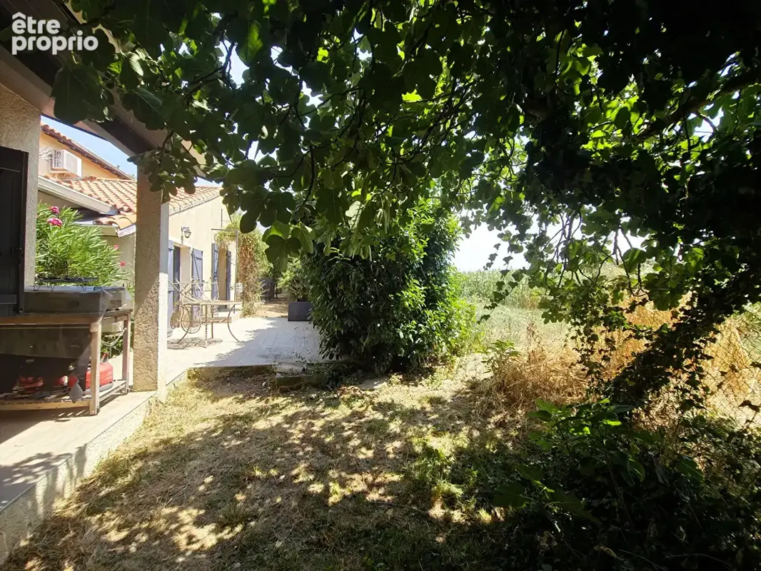 Maison familiale avec 3 chambres et jardin intimiste, proche commerces à Lavernose-Lacasse - photo 12