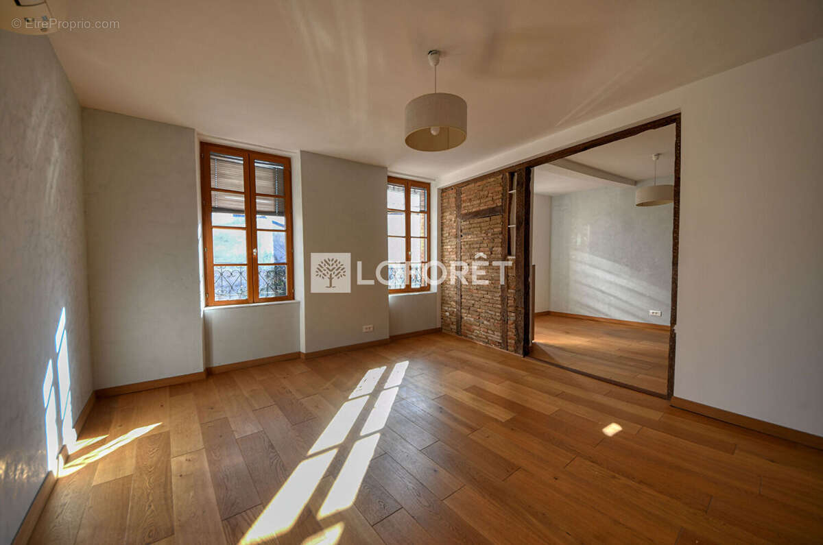 Maison à LISLE-SUR-TARN