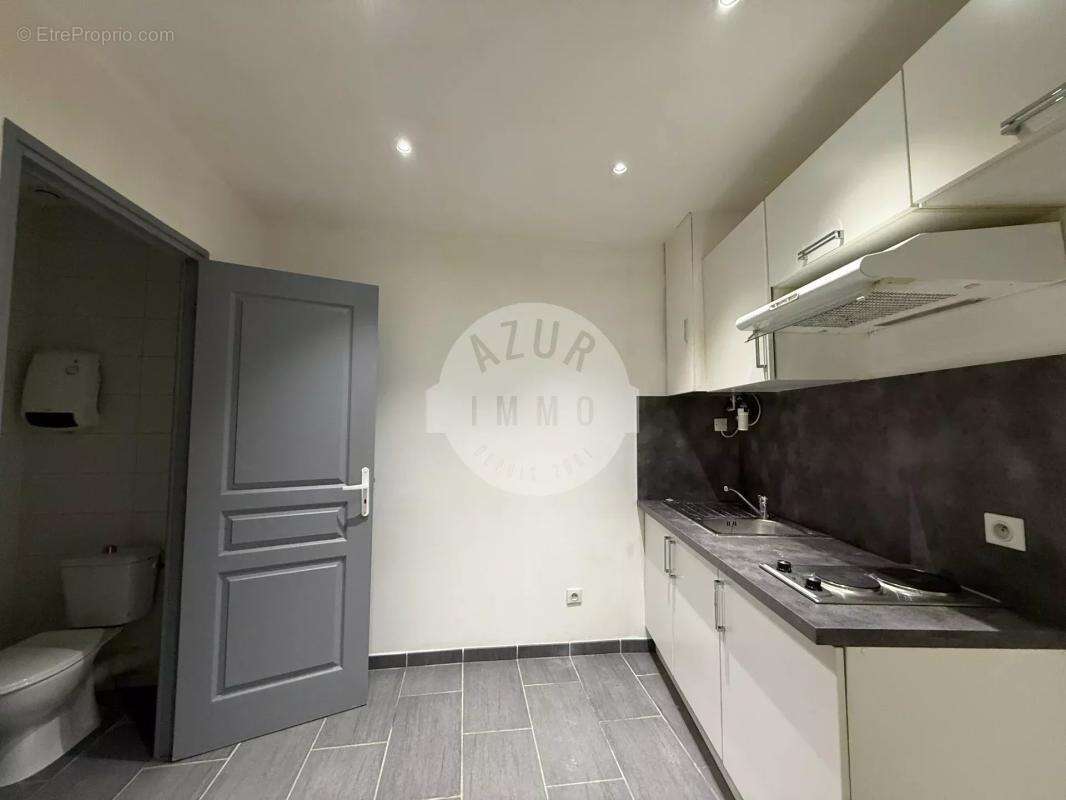 Appartement à ROQUEVAIRE
