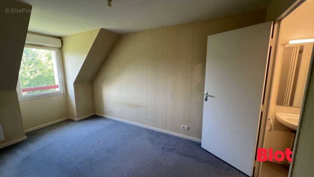 Appartement à LIFFRE