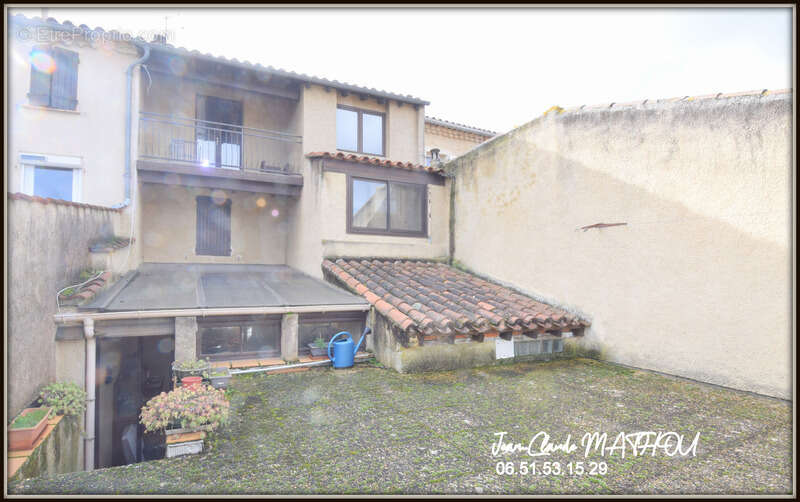 Maison à SALLES-SUR-L'HERS