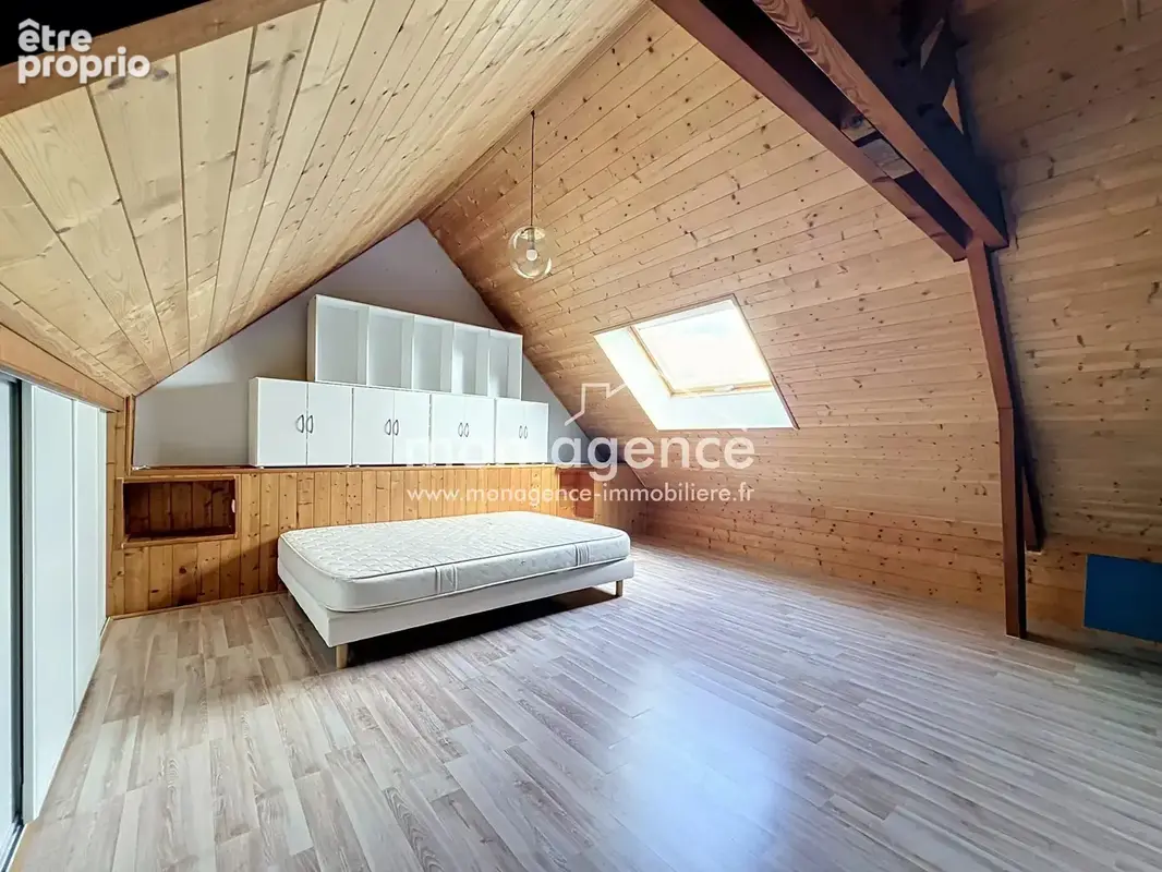Maison individuelle de 4 chambres avec garage et bâtiment sur plus de 1000m2 de jardin clos - photo 10