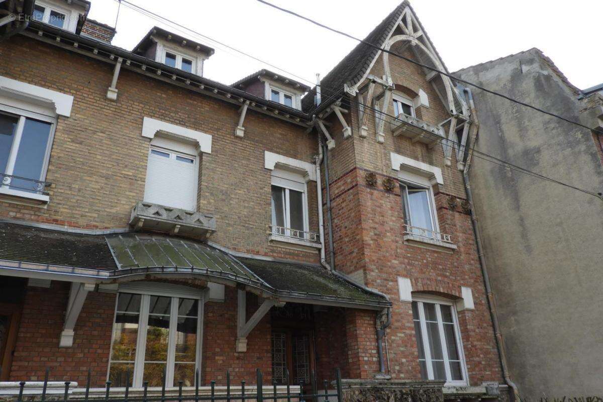 Maison à CHAUNY