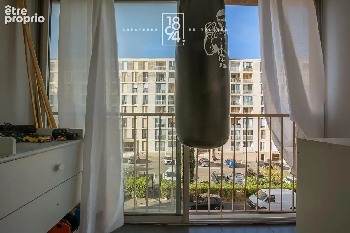 Traversant de type 4 en etage avec parking ,balcon et cave - photo 18