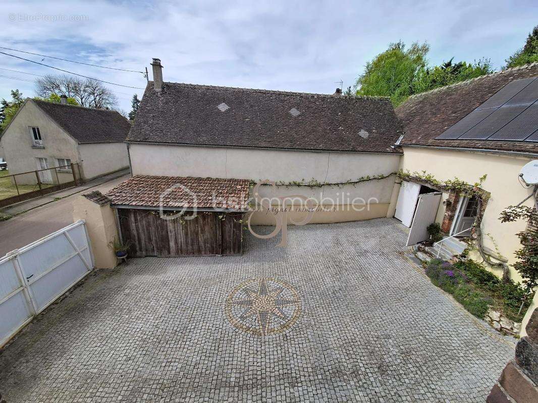 Maison à PAILLY