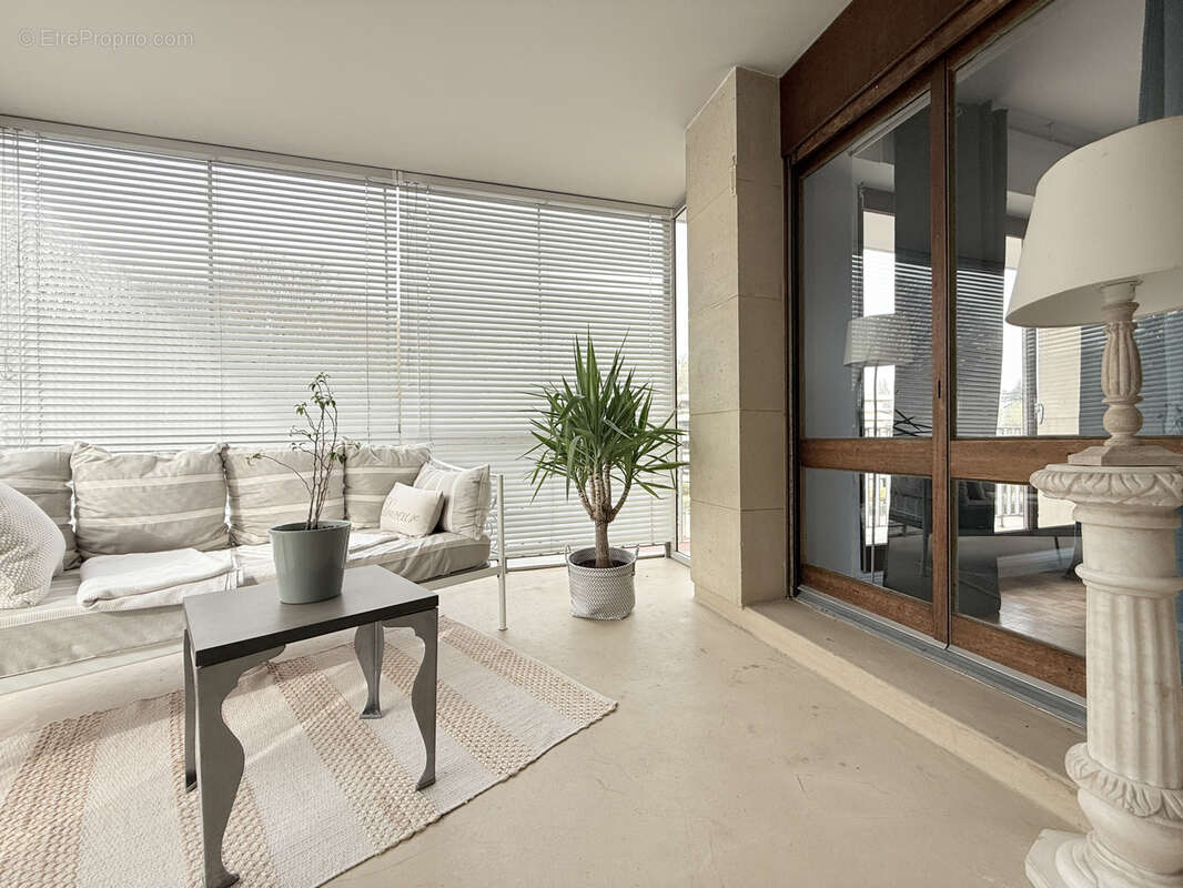 Appartement à LA CELLE-SAINT-CLOUD