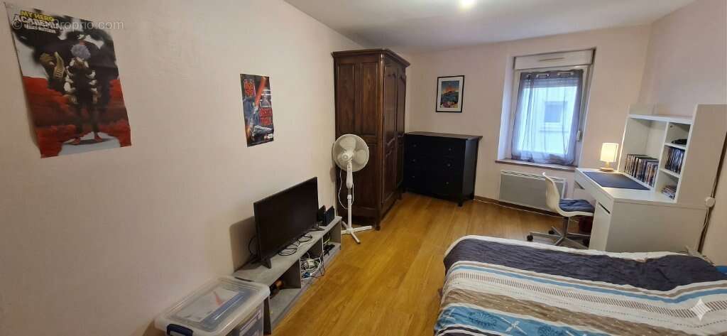 Appartement à COUCHEY