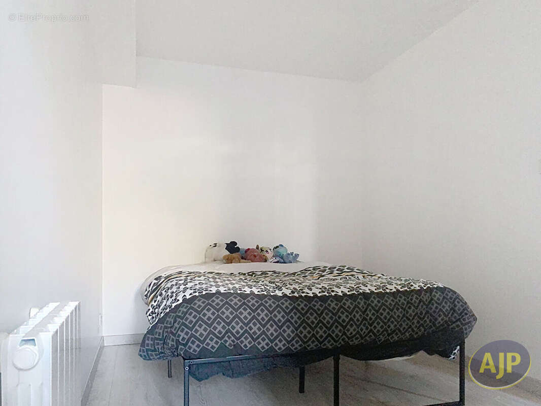 Appartement à SEGRE