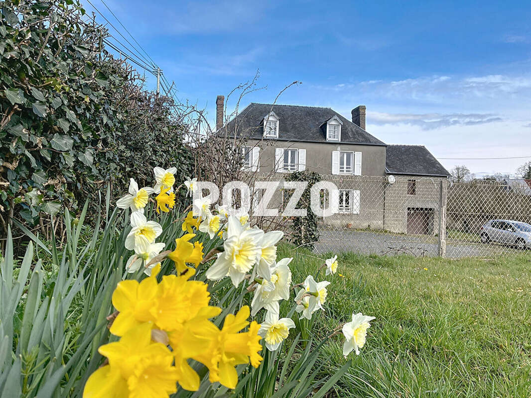 Maison à SAINT-AMAND