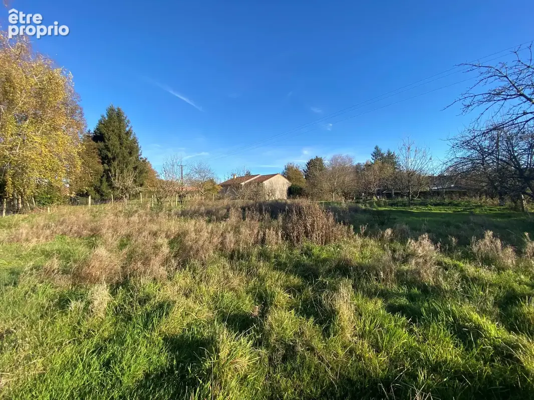 Vends beau terrain constructible de 1995 m2 avec CU au Vigen - photo 3