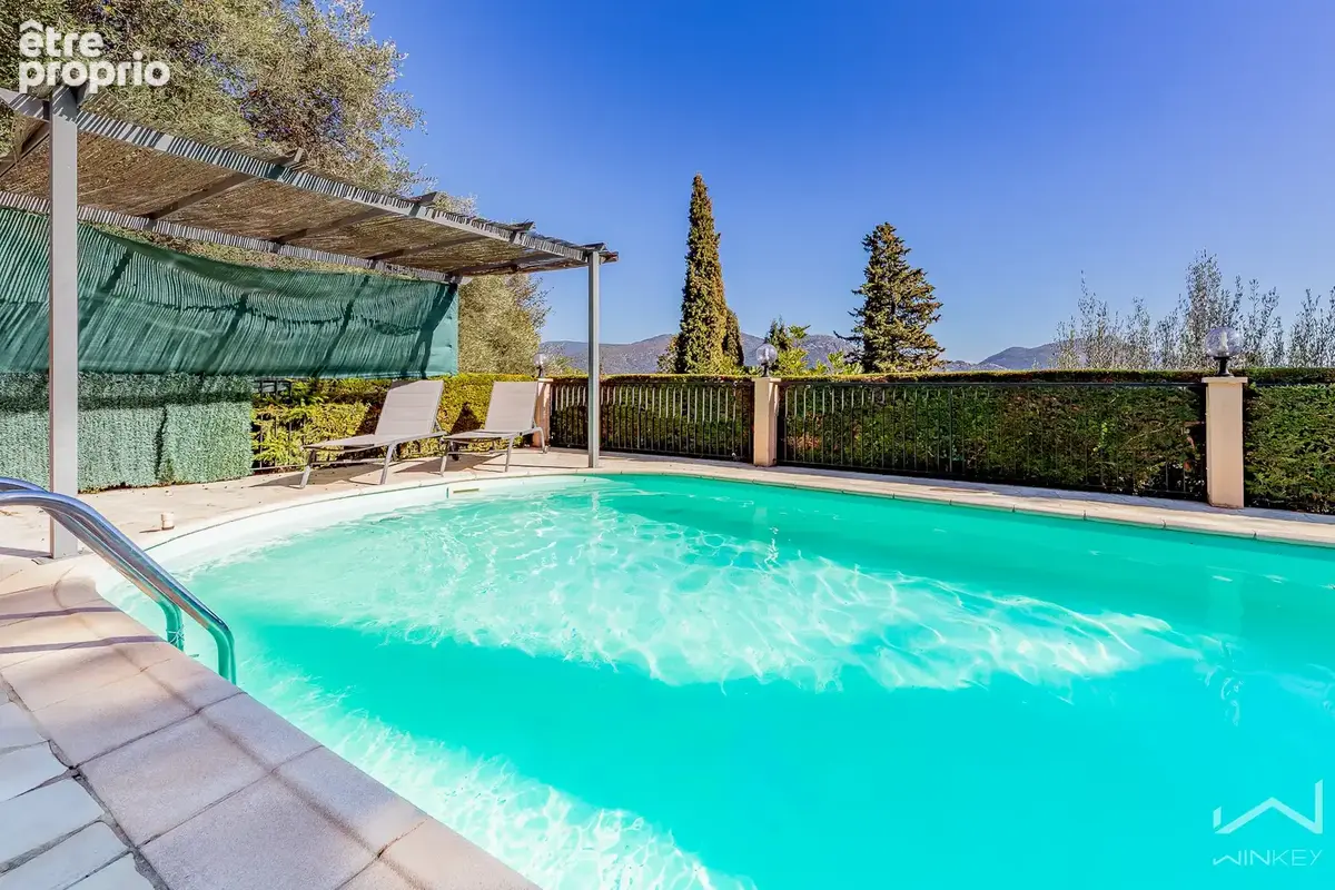 Maison 150 m2   5 chambres   Piscine   Vue dégagée   Calme absolu   Carros - photo 3