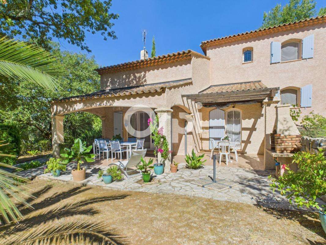 Maison à SAINT-PAUL-EN-FORET