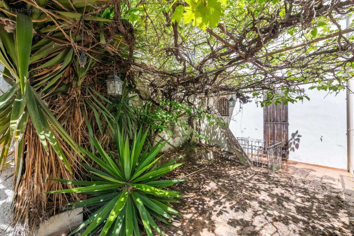 Appartement à MARSEILLE-16E