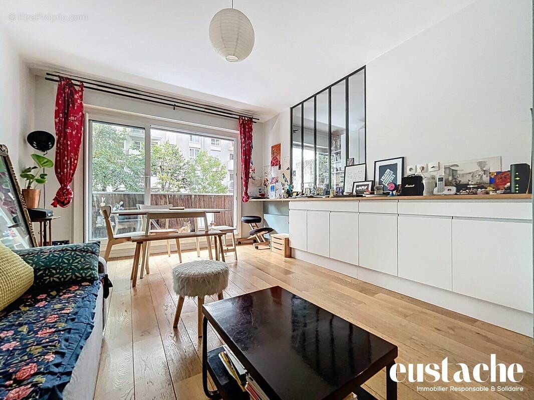 Appartement à PARIS-19E