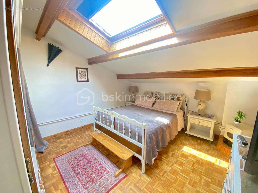 Maison à MONTELIMAR