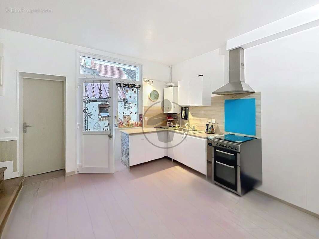 Maison à SAINT-QUENTIN