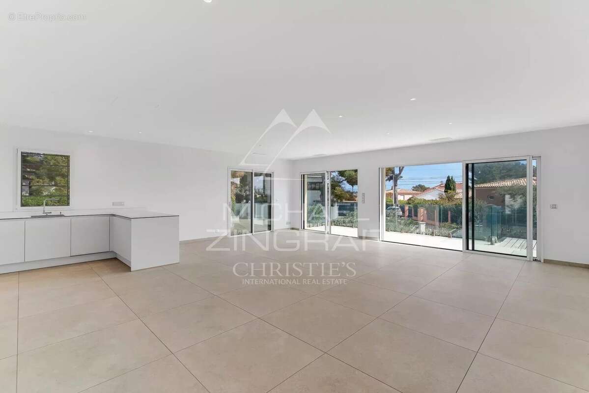 Maison à CAVALAIRE-SUR-MER