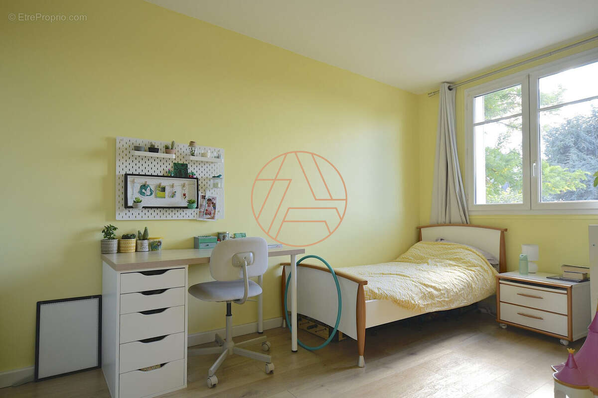 Appartement à SAINT-MAUR-DES-FOSSES