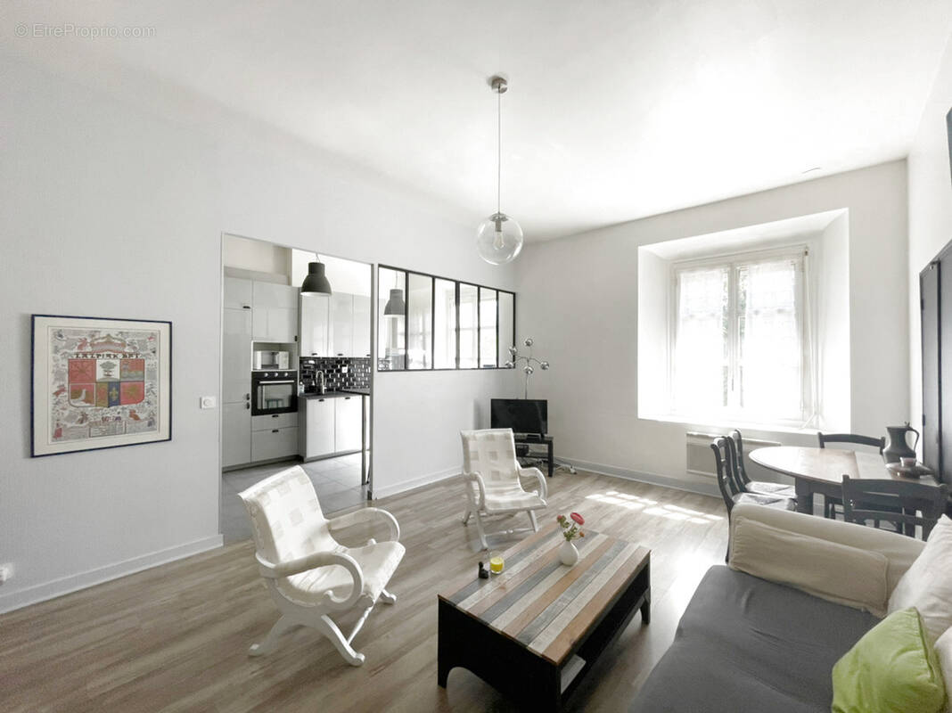 Appartement à BORDEAUX