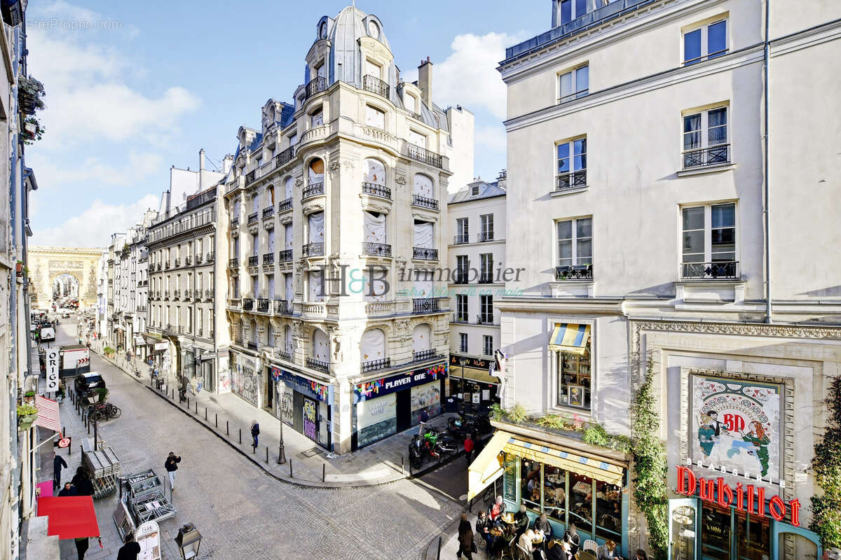 Appartement à PARIS-2E