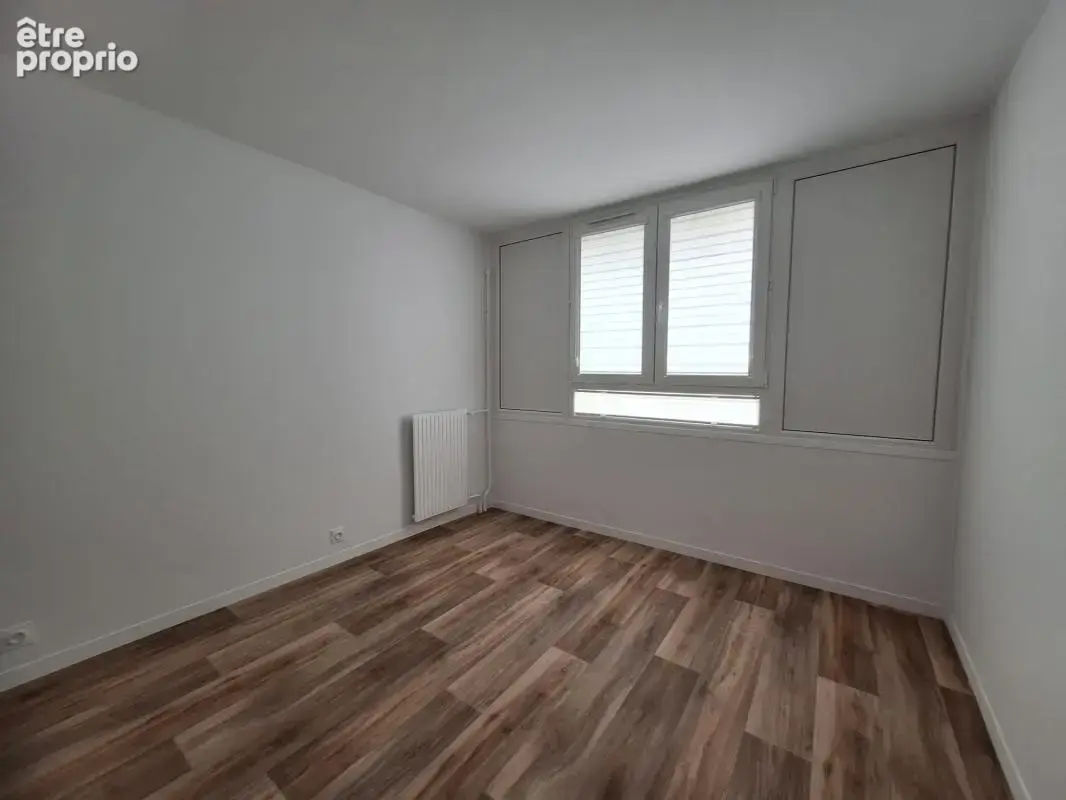 Trappes centre – appartement t3 rénové avec balcon – proche gare (lot51) - photo 6