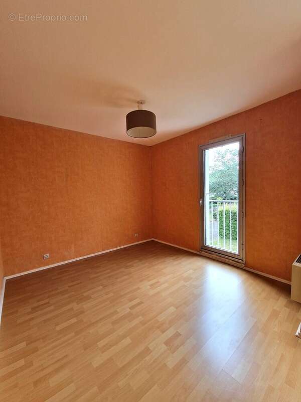 Appartement à SAINT-SEBASTIEN-SUR-LOIRE