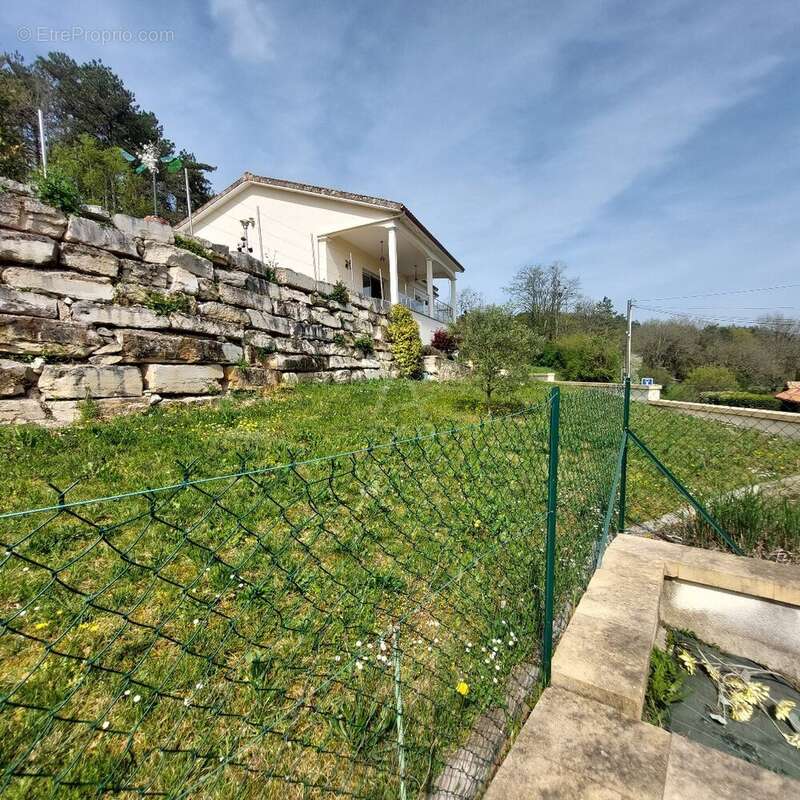 Maison à TRELISSAC